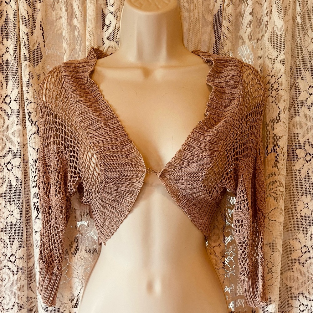 Vintage tan crochet shrug 3/4 sleeve medium NWT